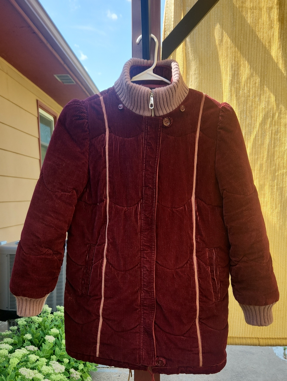 Vintage 80s Mod Maid Burgundy Corduroy Quilted Puffer Coat Jacket Retro Sz M